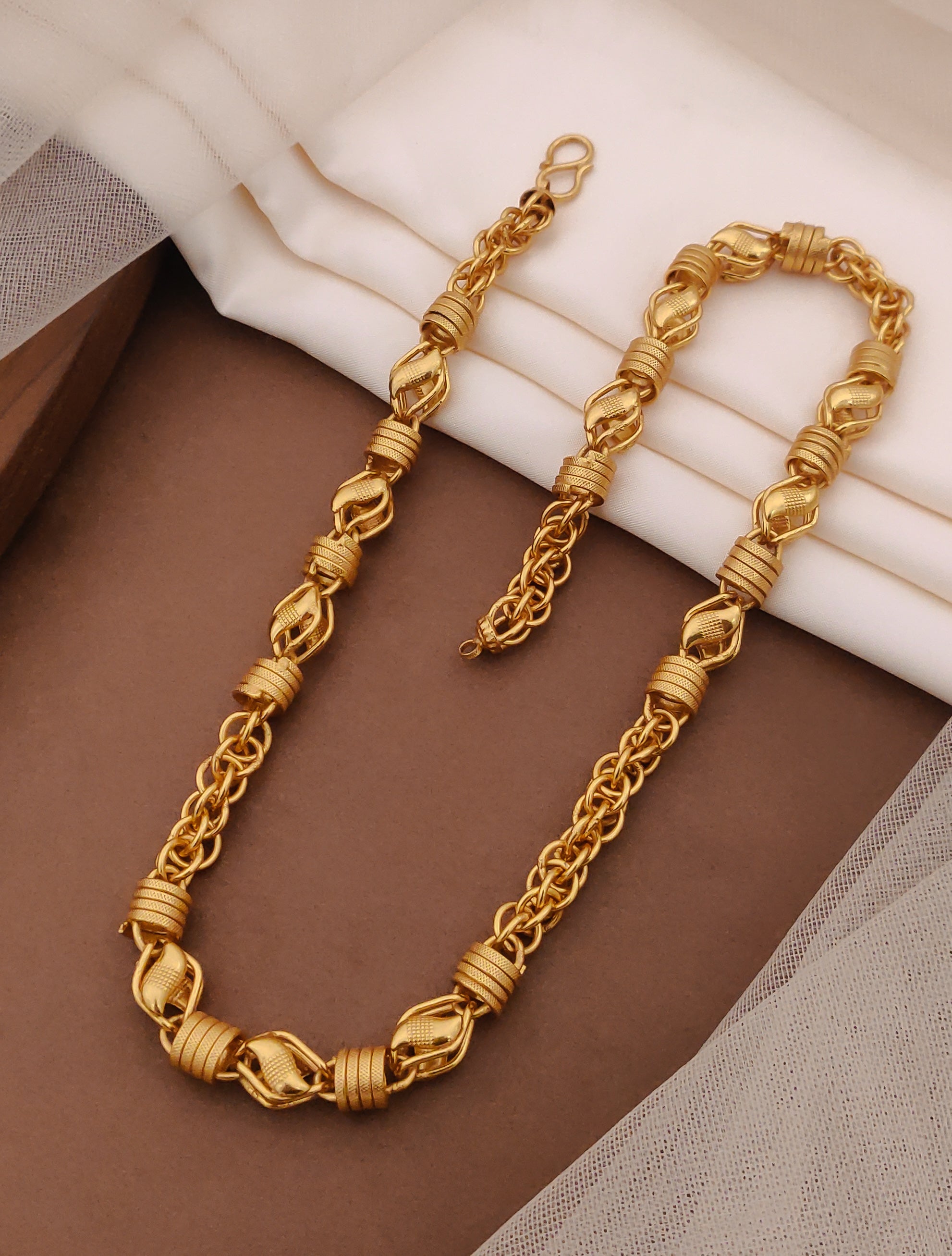 Micro Gold Plated Classical Rajwadi Leaf Design High-Quality Chain for Men