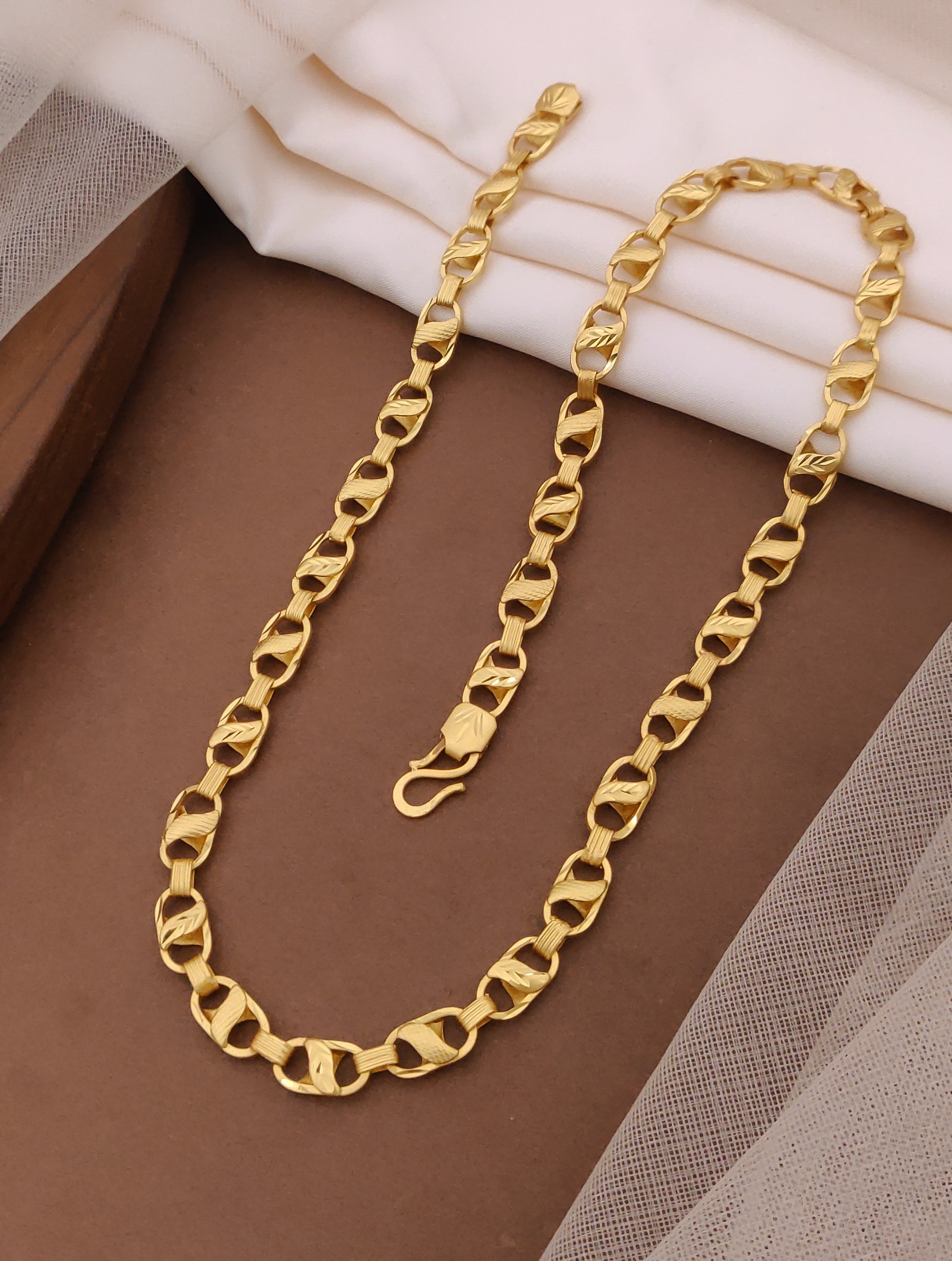 New Arrival Classical Owel Lotus Chain for Man