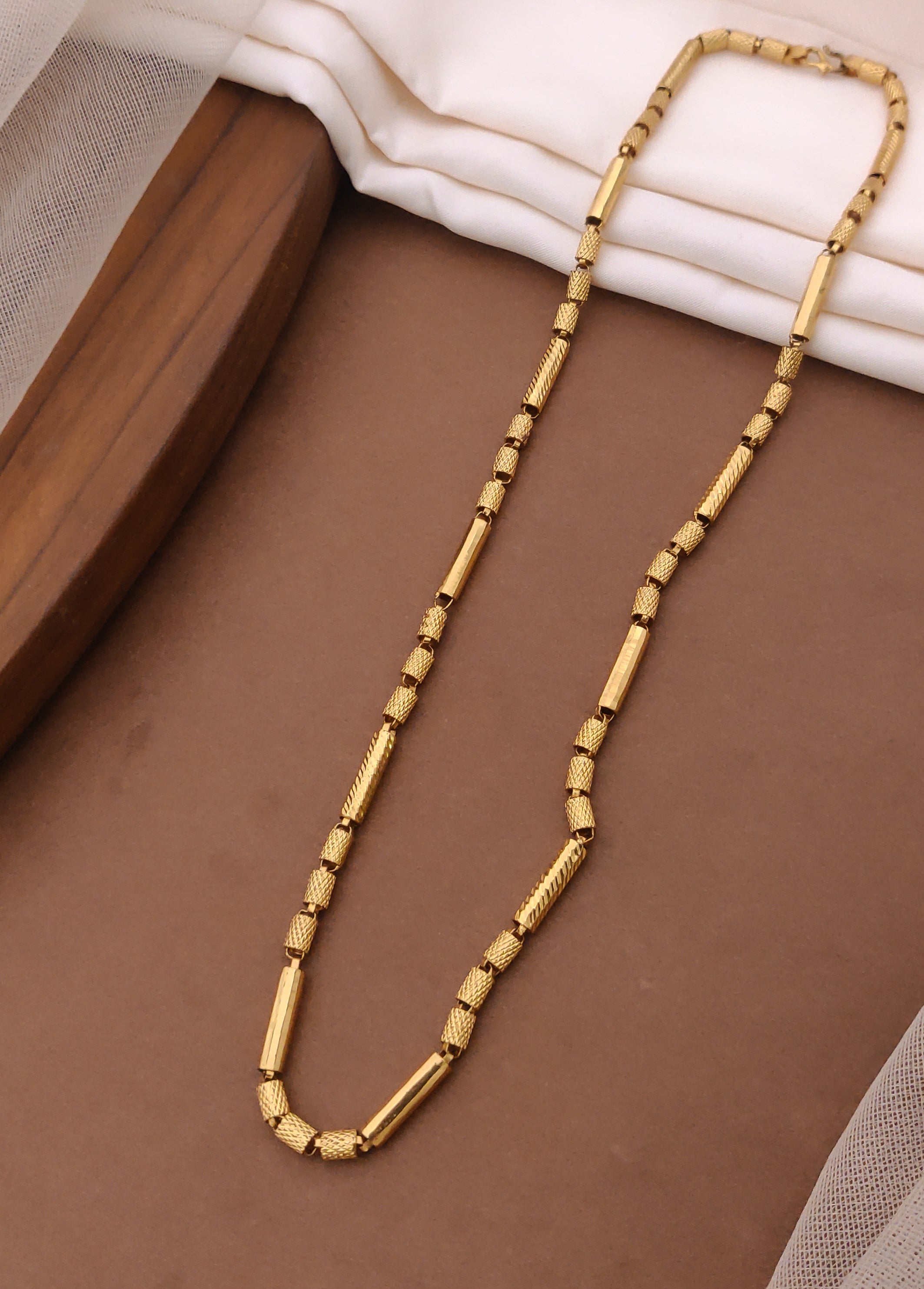 Elegant Pipe Design Gold Plated Premium Waterproof Chain For Men