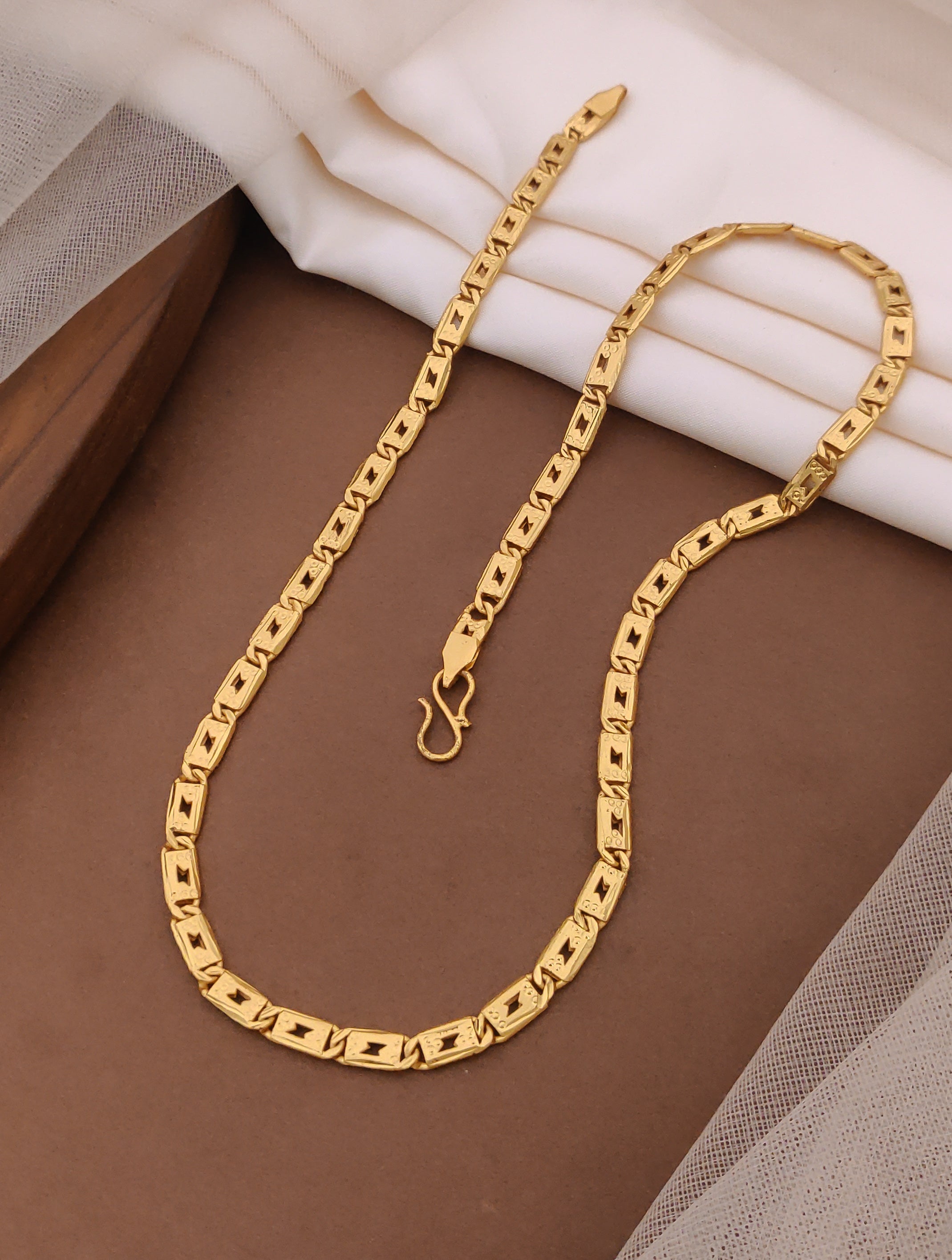 Spark Design Biscuit in IGP Brass Micro Gold Plated Nawabi Chain For Stylish Men