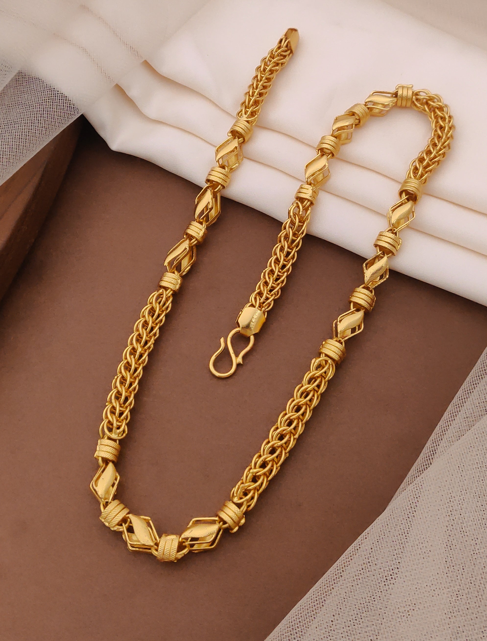 Micro Gold Plated Rajwadi Exciting Modern Leaf Design High-Quality Chain for Men