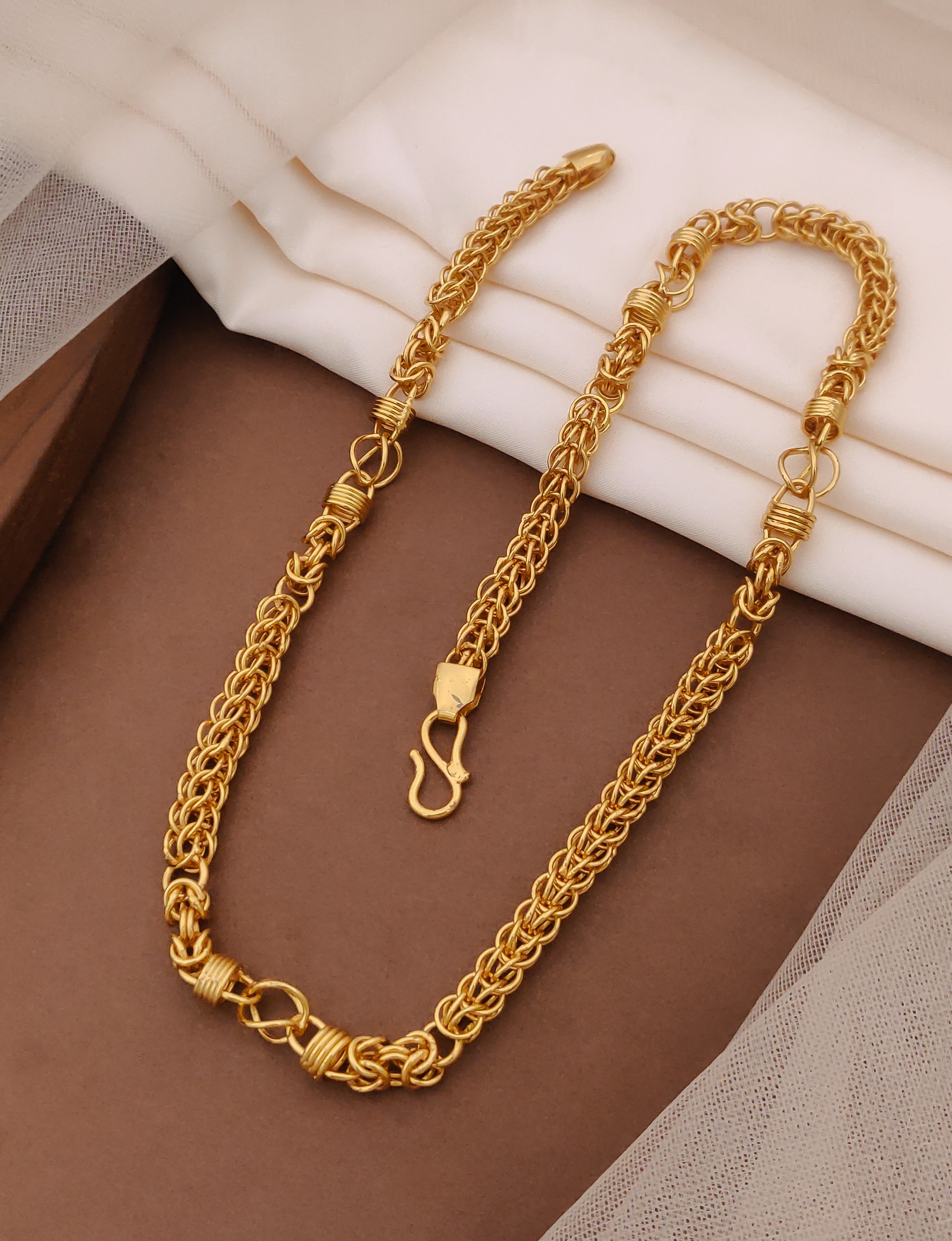 Glamorous Design Gold Plated Rajwadi Chain for Men
