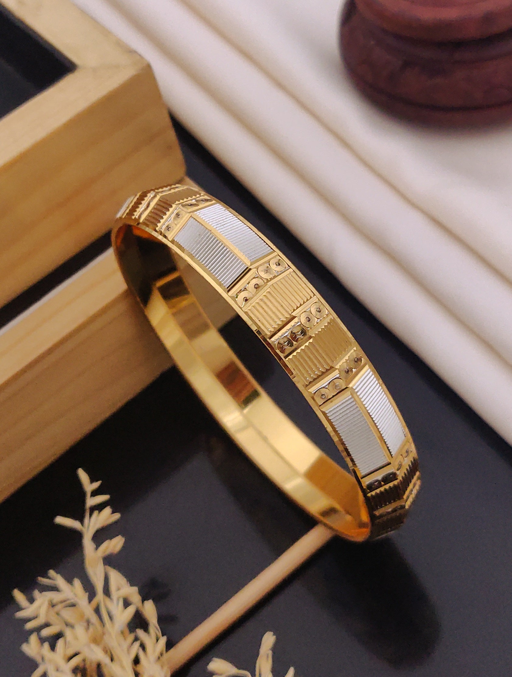 Silver & Golden Designer Two Tone Gent's Punjabi Kada