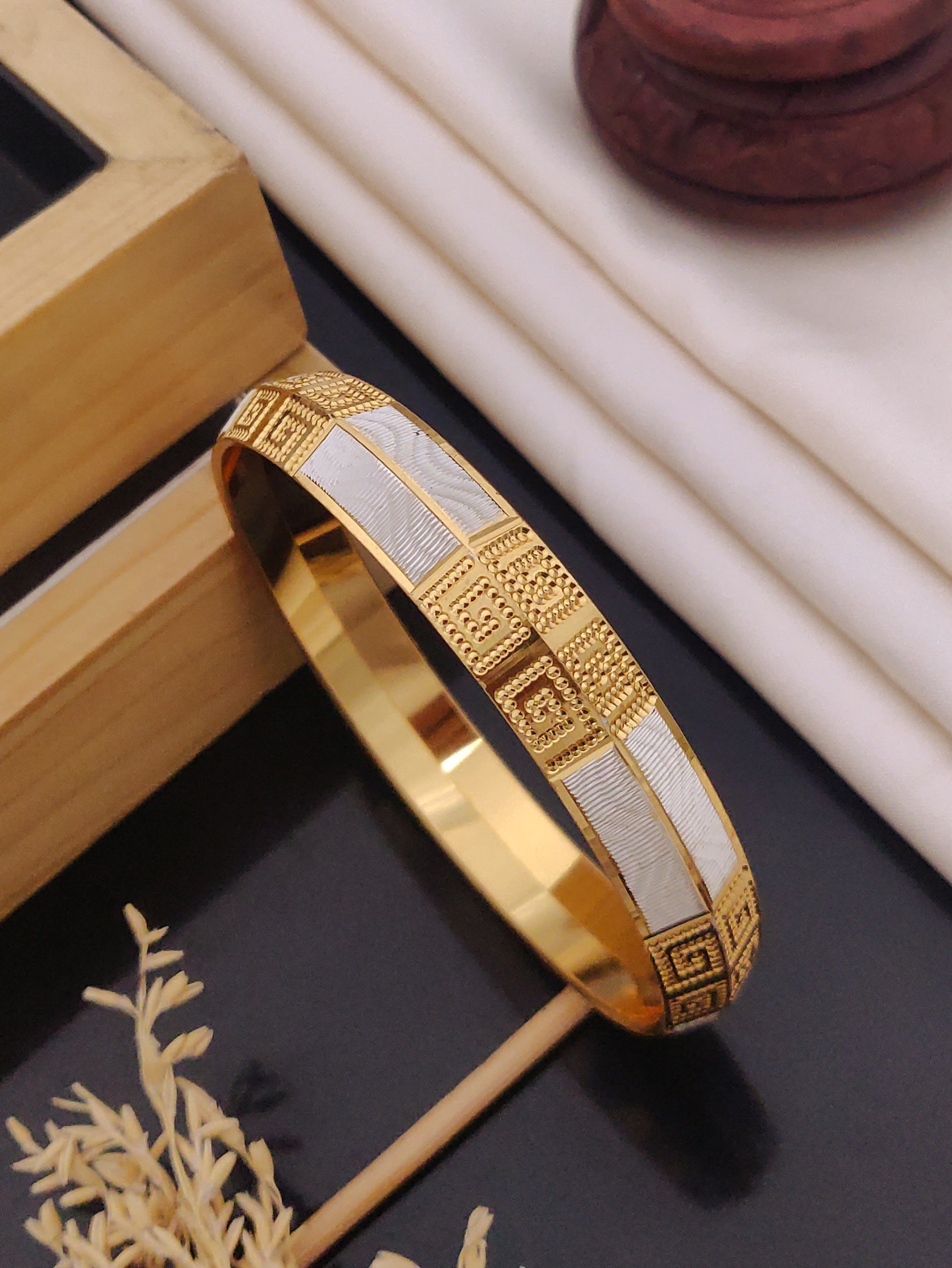 Silver & Golden Designer Two Tone Gent's Punjabi Kada