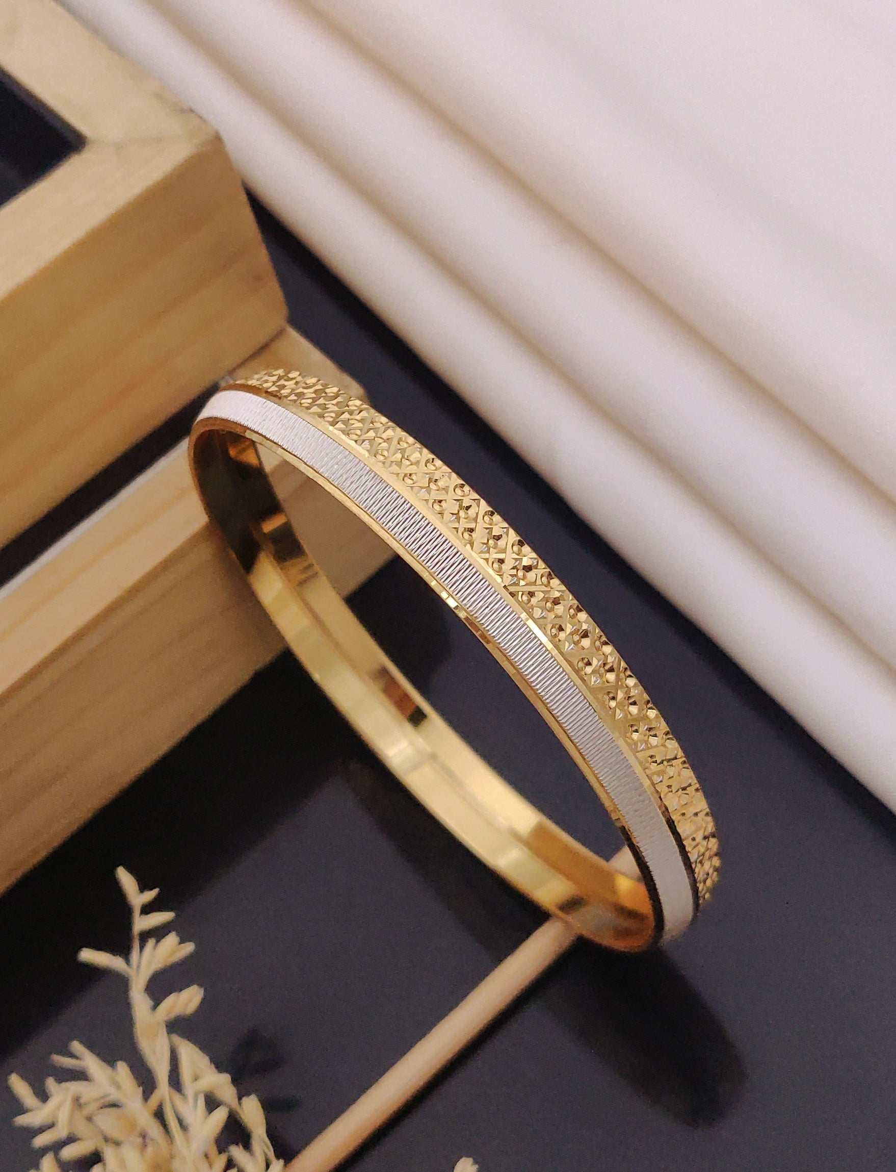 Silver & Golden Designer Two Tone Gent's Punjabi Kada